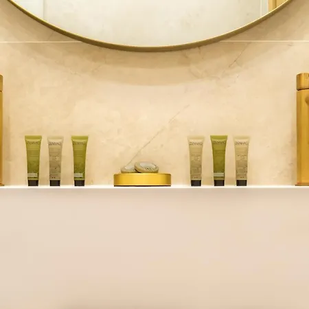 Louvre Montorgueil アパート パリ